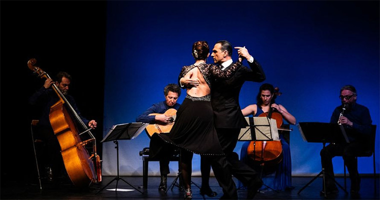 Piazzola Ritrovato: The Rough Dancer and the Cyclical Night